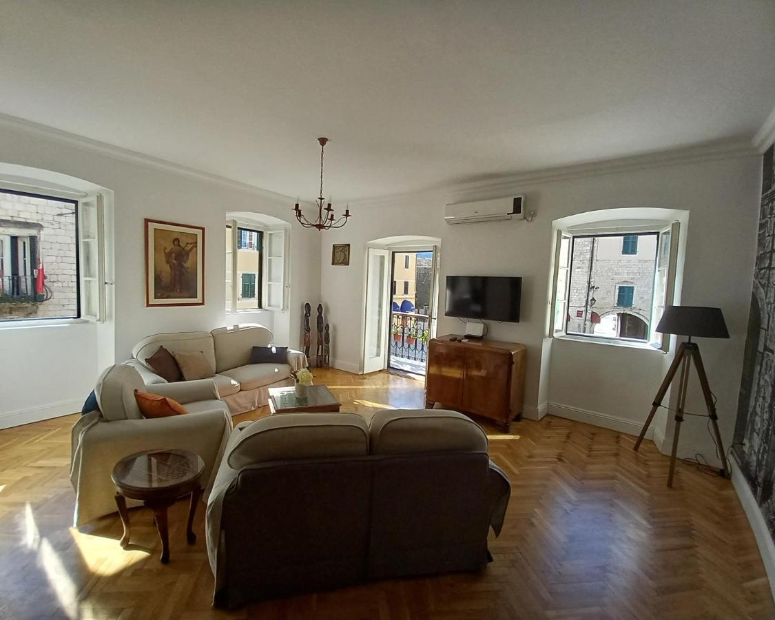 Old Town Sea Gate Apartment Котор Экстерьер фото